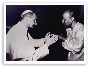 Papst Paul VI. und Sri Chinmoy Sri Chinmoy und Papst Paul VI.